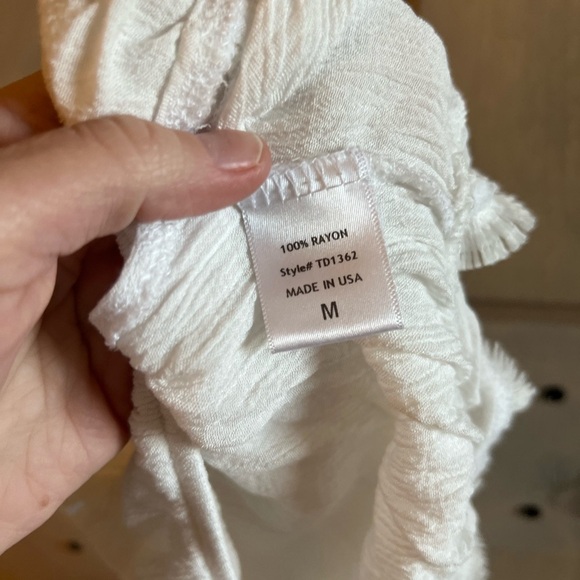 LIKE NEW FORE Ruffle Crop Blouse - Picture 7 of 8